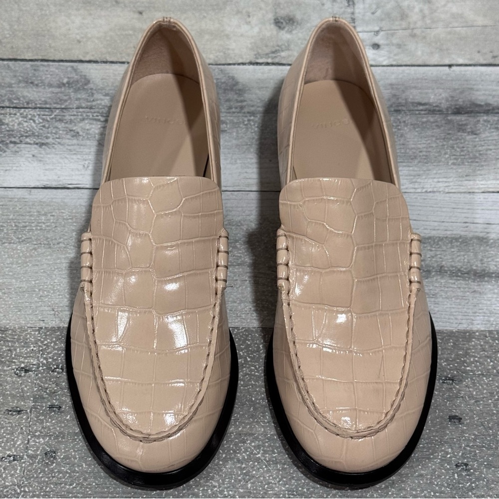 VINCE Naomi Women’s Loafer - Birch Sand Croc Emb - Size - 7 .US - Picture 2 of 9